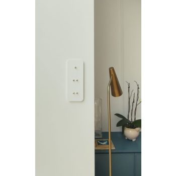   Cube hármas keret (kapcsolókar és aljzat nélkül), 7 féle színben